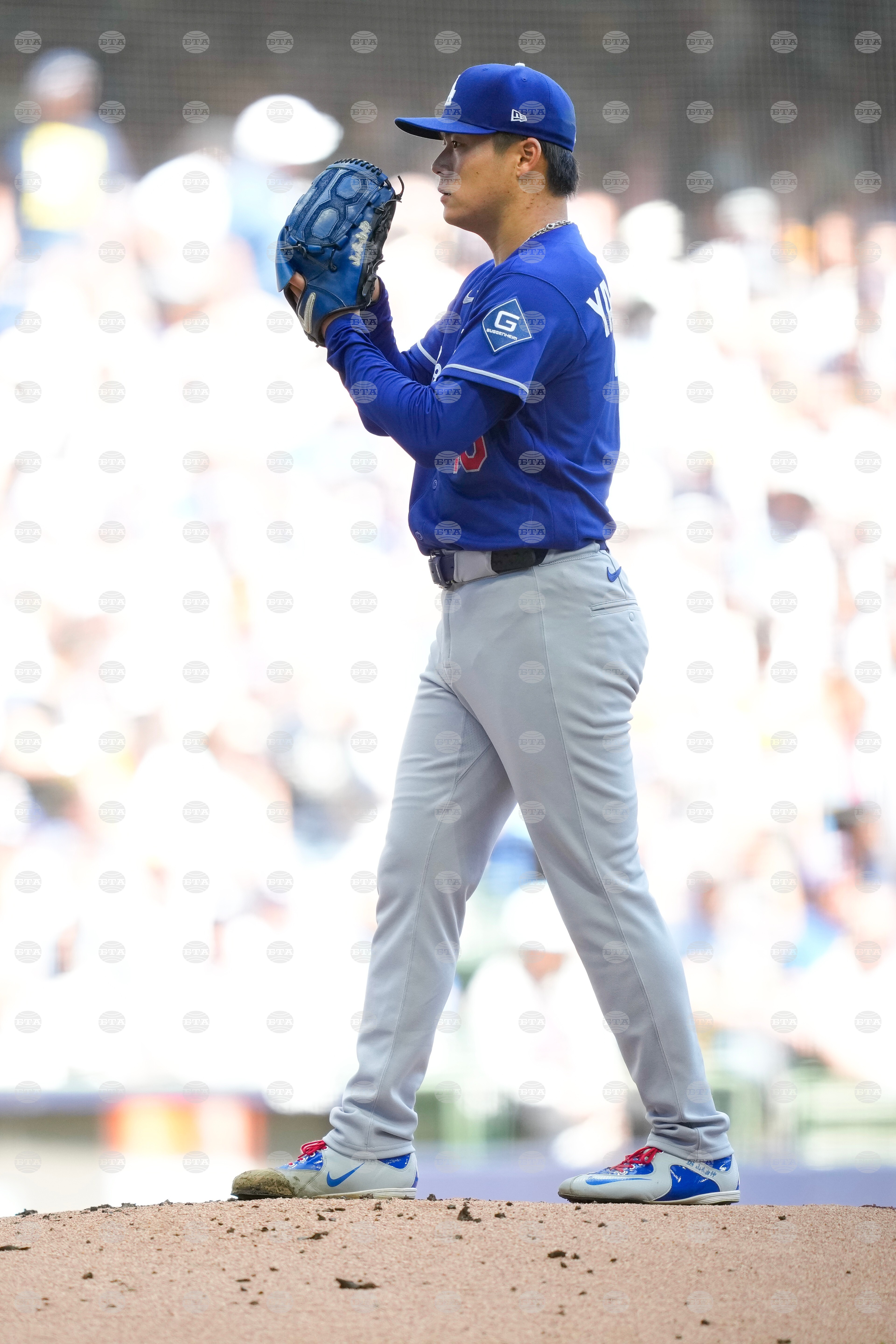 Dodgers Brewers Baseball
