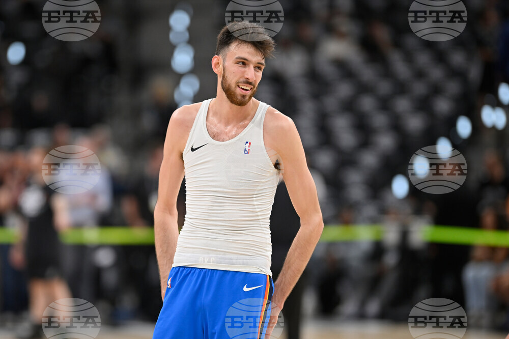 Thunder Spurs Basketball