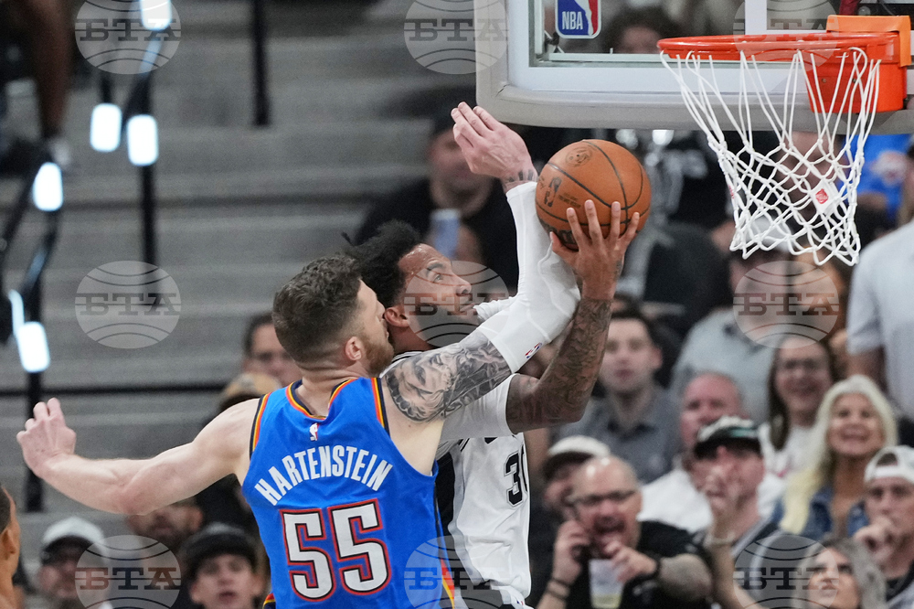 Thunder Spurs Basketball
