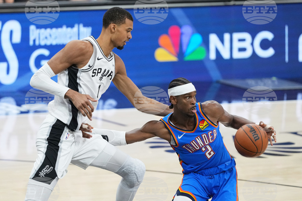 Thunder Spurs Basketball
