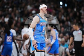 Thunder Spurs Basketball