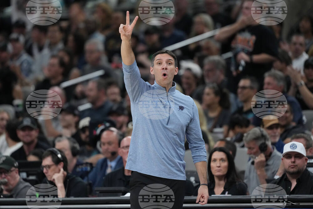 Thunder Spurs Basketball