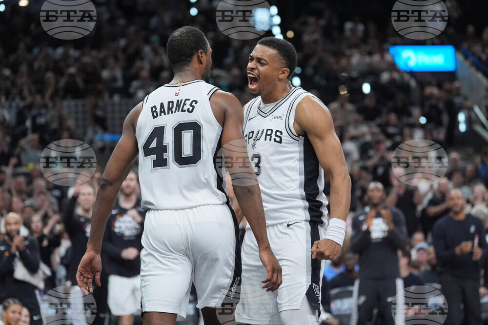 Thunder Spurs Basketball