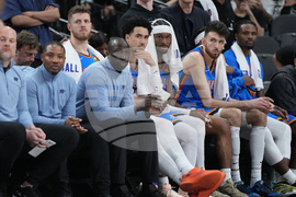 Thunder Spurs Basketball