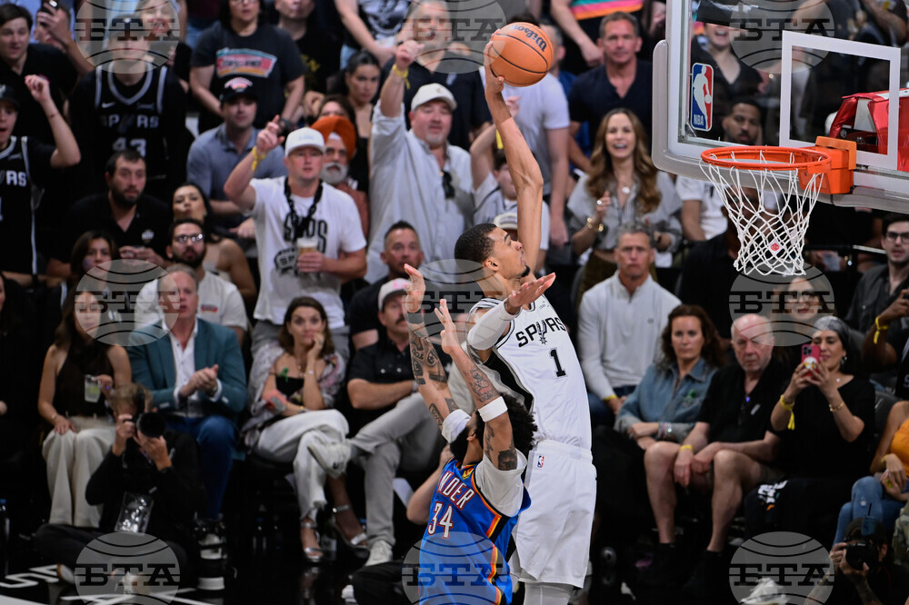 Thunder Spurs Basketball
