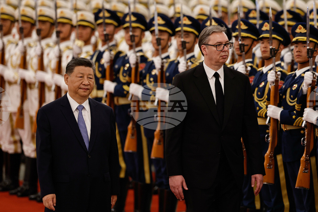 Китайският президент Си Цзинпин награди сръбския президент Александър Вучич с най-високото държавно отличие на КНР – Ордена на приятелството 