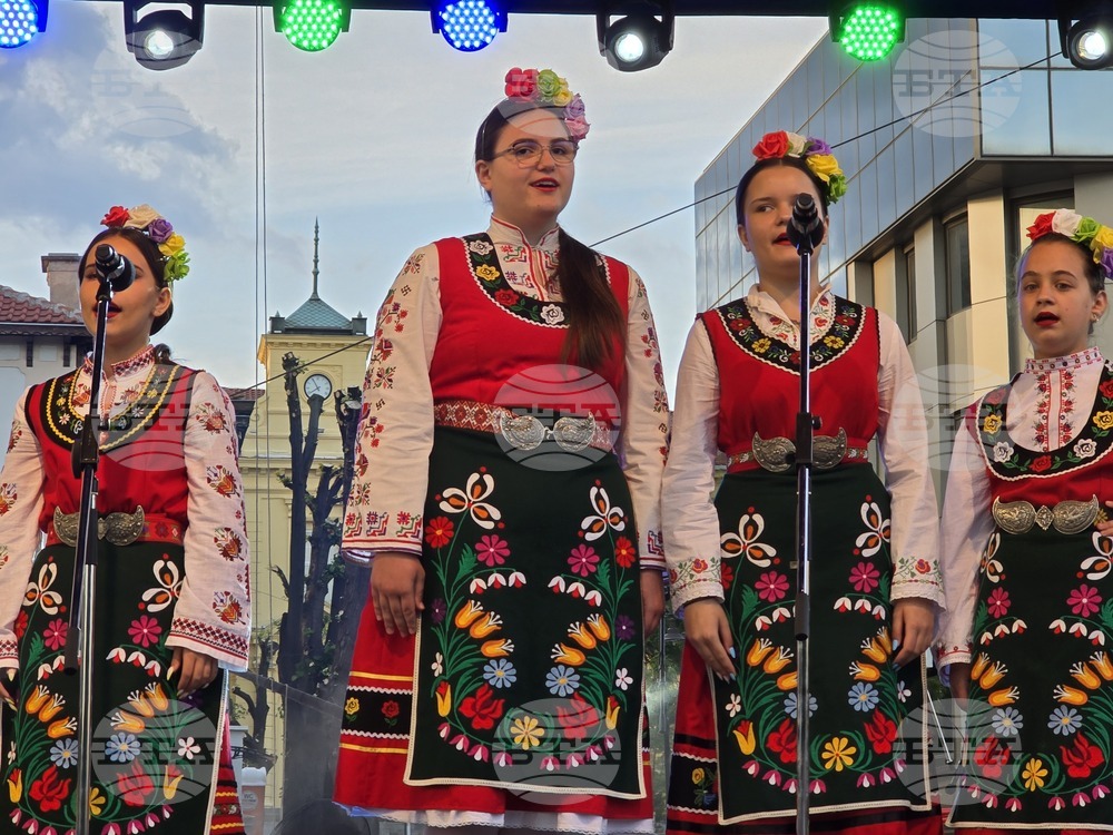 Сливен - площад „Хаджи Димитър“ - концерт