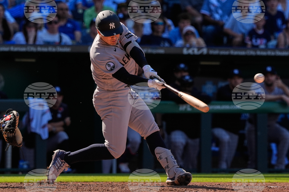 Yankees Royals Baseball