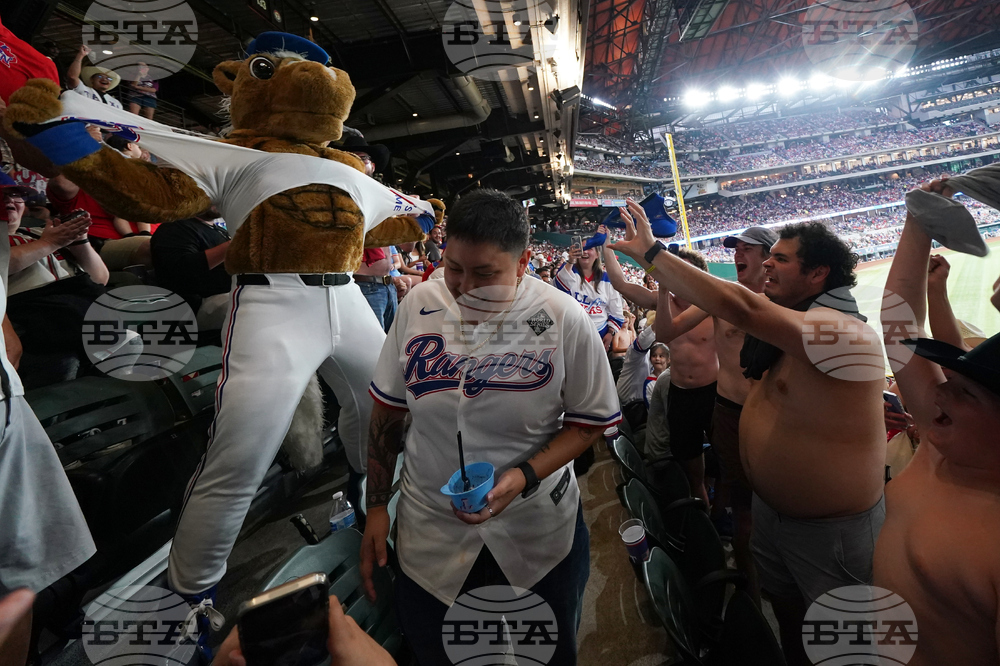 APTOPIX Astros Rangers Baseball