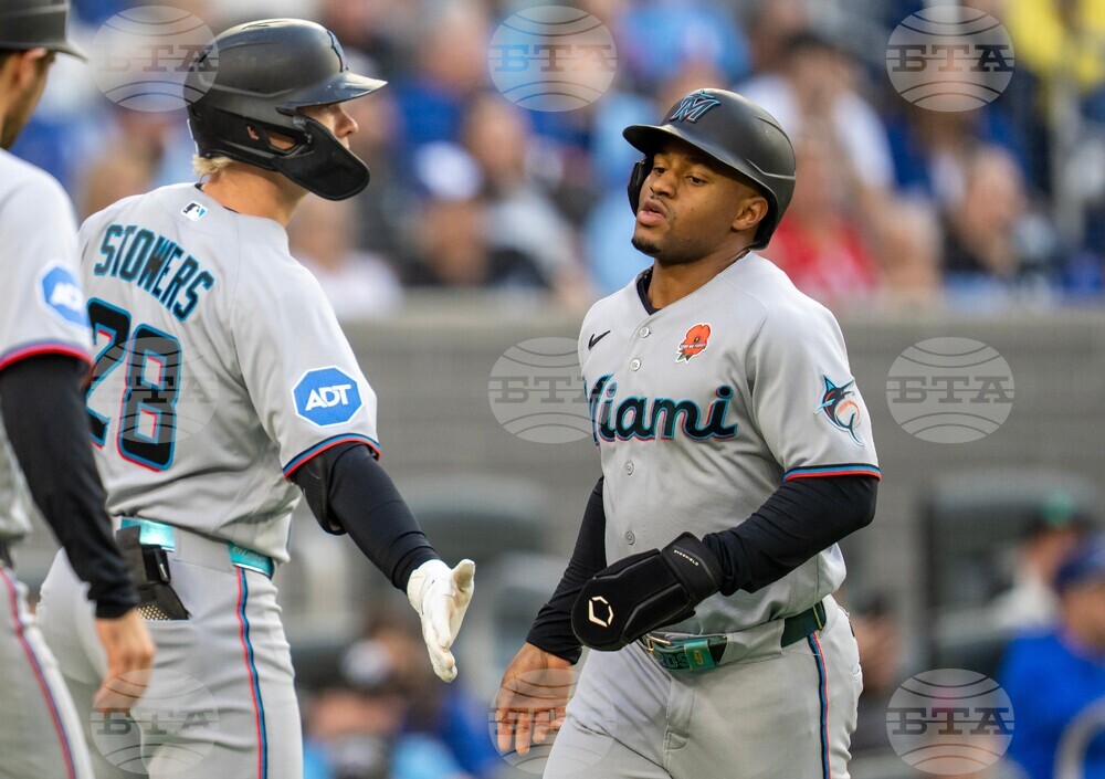 Marlins Blue Jays Baseball