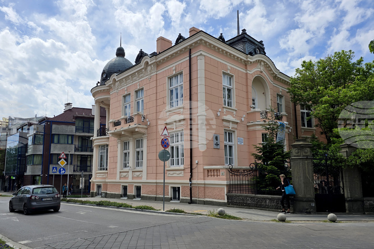 В Регионална библиотека Сава Доброплодни в Сливен на 27 юни