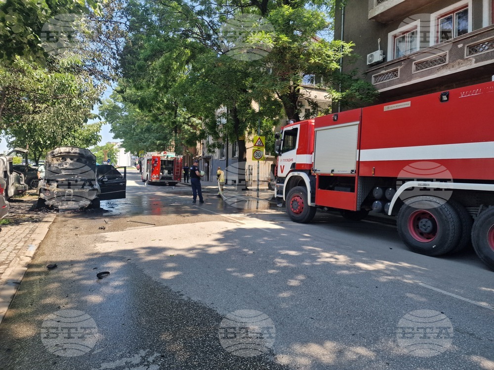 Пловдив - горящ автомобил 