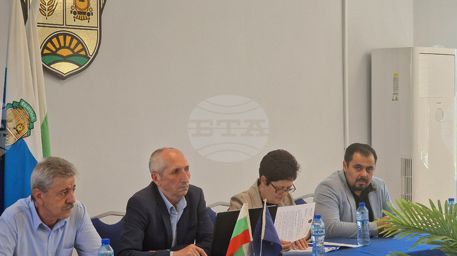 Община Самуил запазва средствата за възнаграждения въпреки намалението на бюджета