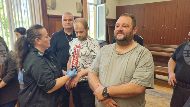 Апелативният съд в Пловдив остави в ареста обвиняем за помагачество при опит за контрабанда на над 31 кг марихуана