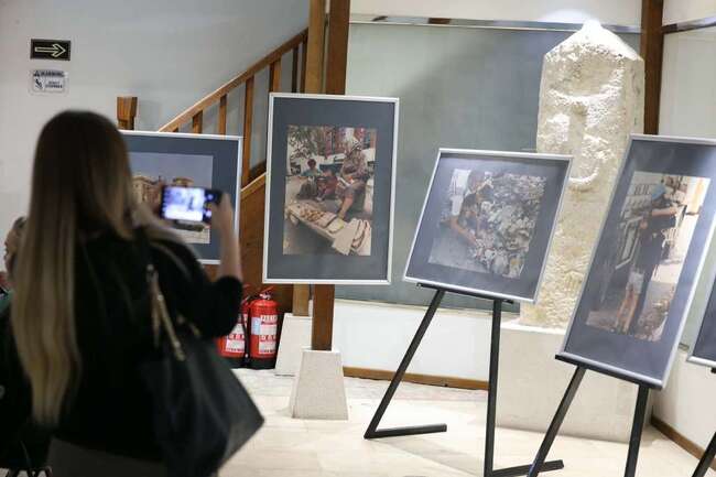 ФЕНА: Изложбата „Животът в обсадено Сараево“ от Рикард Ларма като трайно свидетелство за една епоха