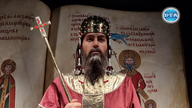 Глината в ръцете на твореца и детайлът са разковничето в изработването на пластичните фигури