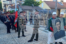 Шумен - факелно шествие - 150 години от Априлското въстание и от гибелта на Панайот Волов