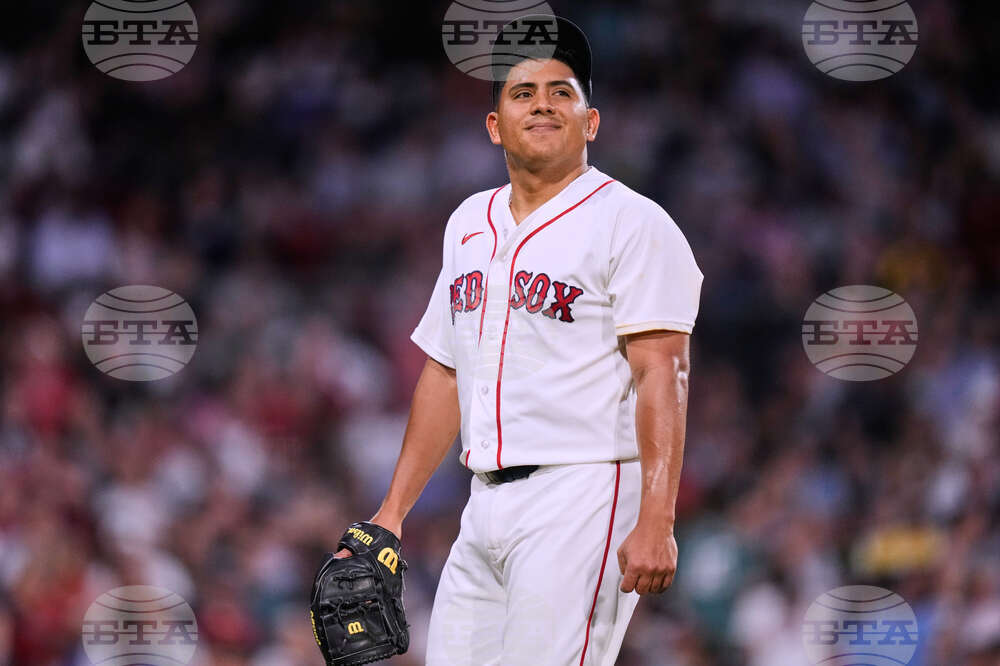 Braves Red Sox Baseball