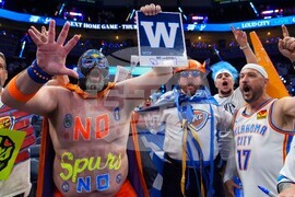 Spurs Thunder Basketball