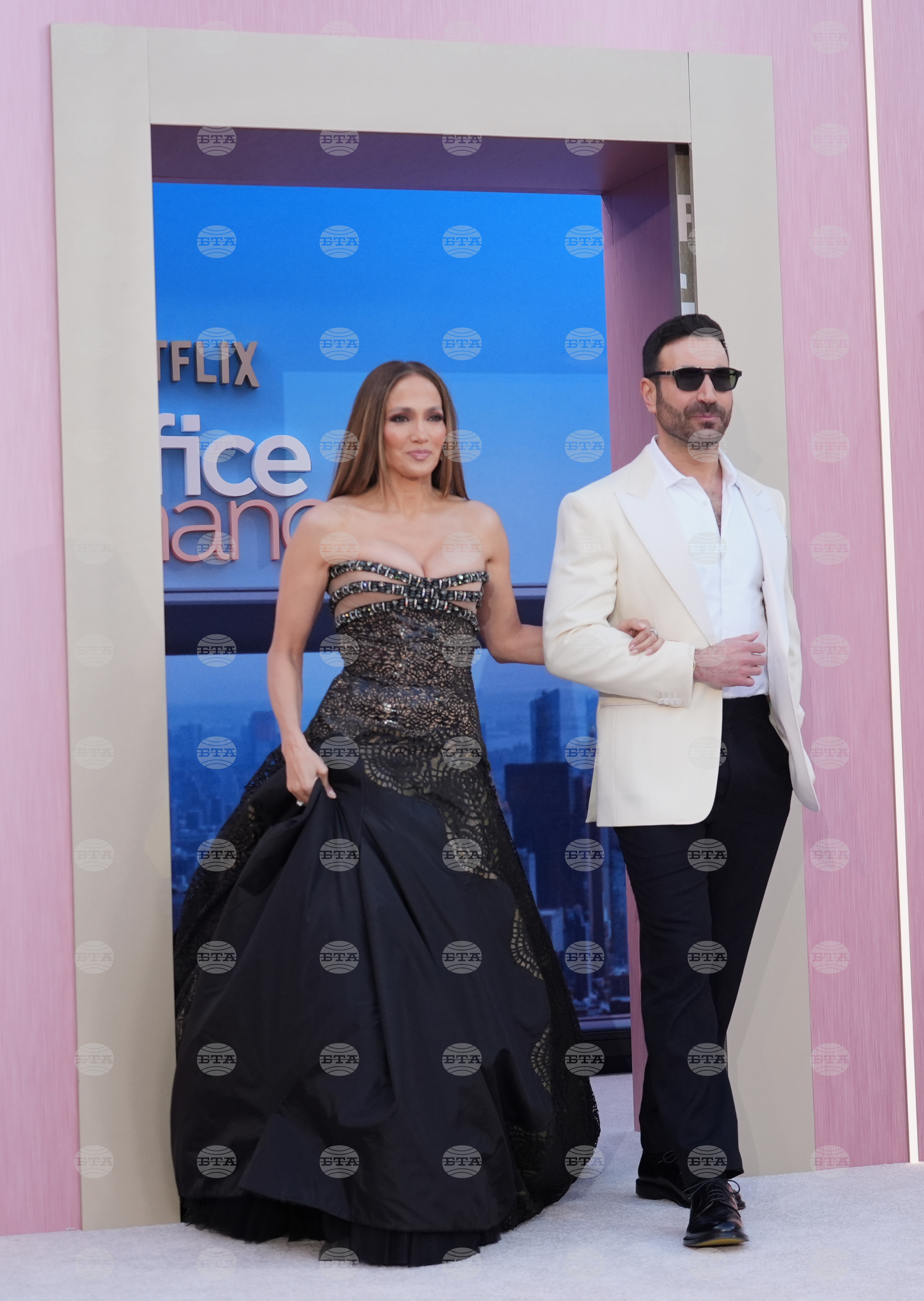 World Premiere of "Office Romance"