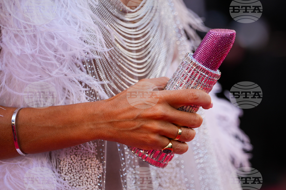 France Cannes Fashion Accessories