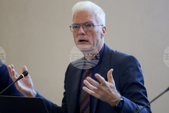 Universities Must Change If They Want to Remain Relevant Says OECD Education Director