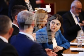 Народно събрание - Временна комисия по бюджет и финанси - заседание