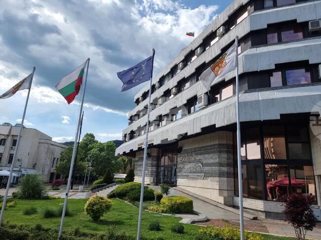 Предложения за провеждане на конкурси за управители на „Дупницатранс“ и „ГУМ – Дупница“ ще разгледа Общинския съвет