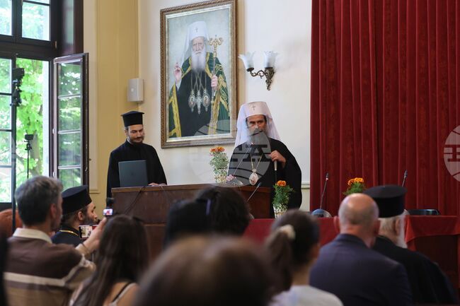 Произведения като филмовата поредица „Достойно ест“ ни помагат да осмислим нашето духовно наследство, каза патриарх Даниил