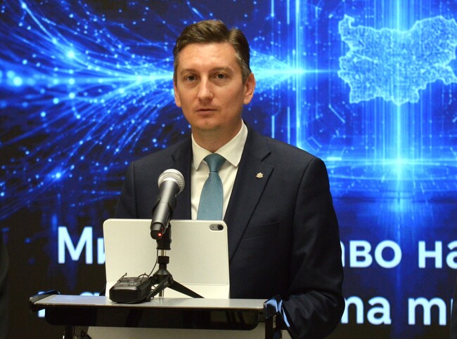 Министър Иван Василев: МИДТ ще работи със скоростта на бизнеса, а не на бюрокрацията