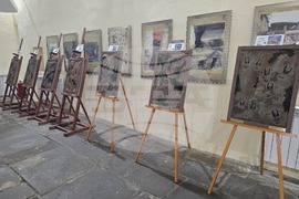 Ловеч - Стара градска баня „Дели Хамам“ - изложба „Следи от изчезване“ -