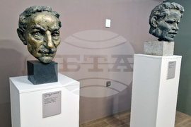 Шумен - откриване на изложба - 100 години от рождението на Слави Дончев