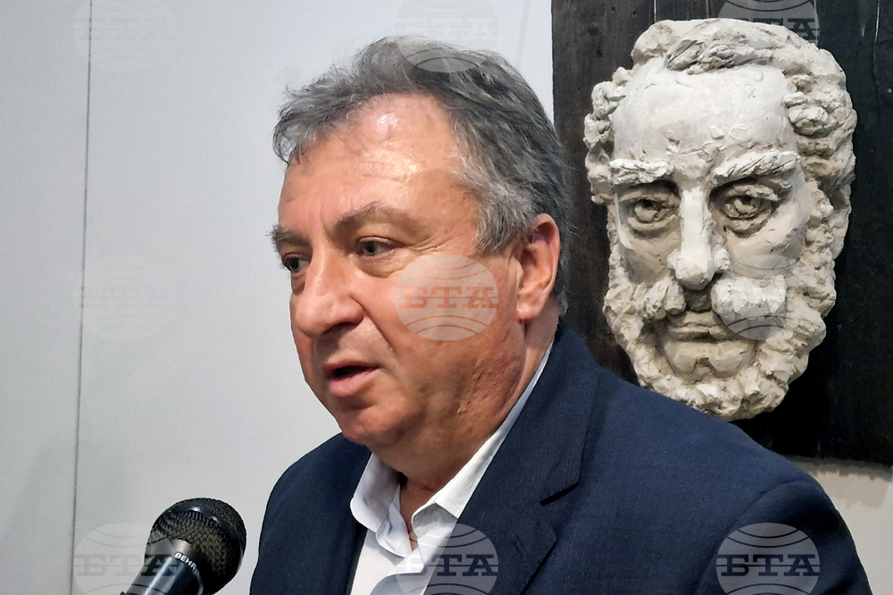 Шумен - откриване на изложба - 100 години от рождението на Слави Дончев