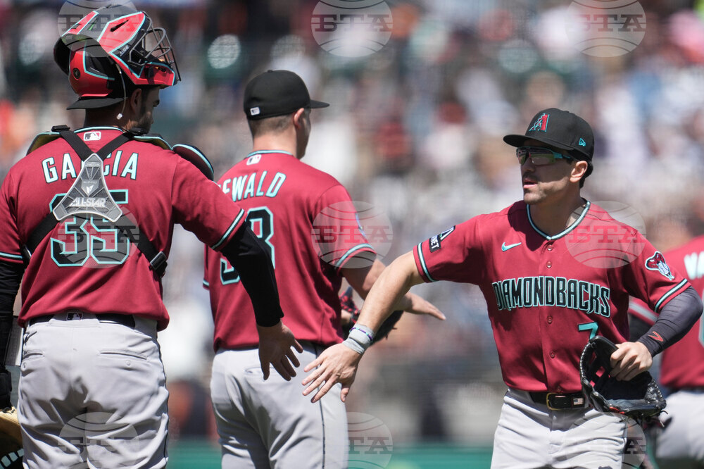 Diamondbacks Giants Baseball