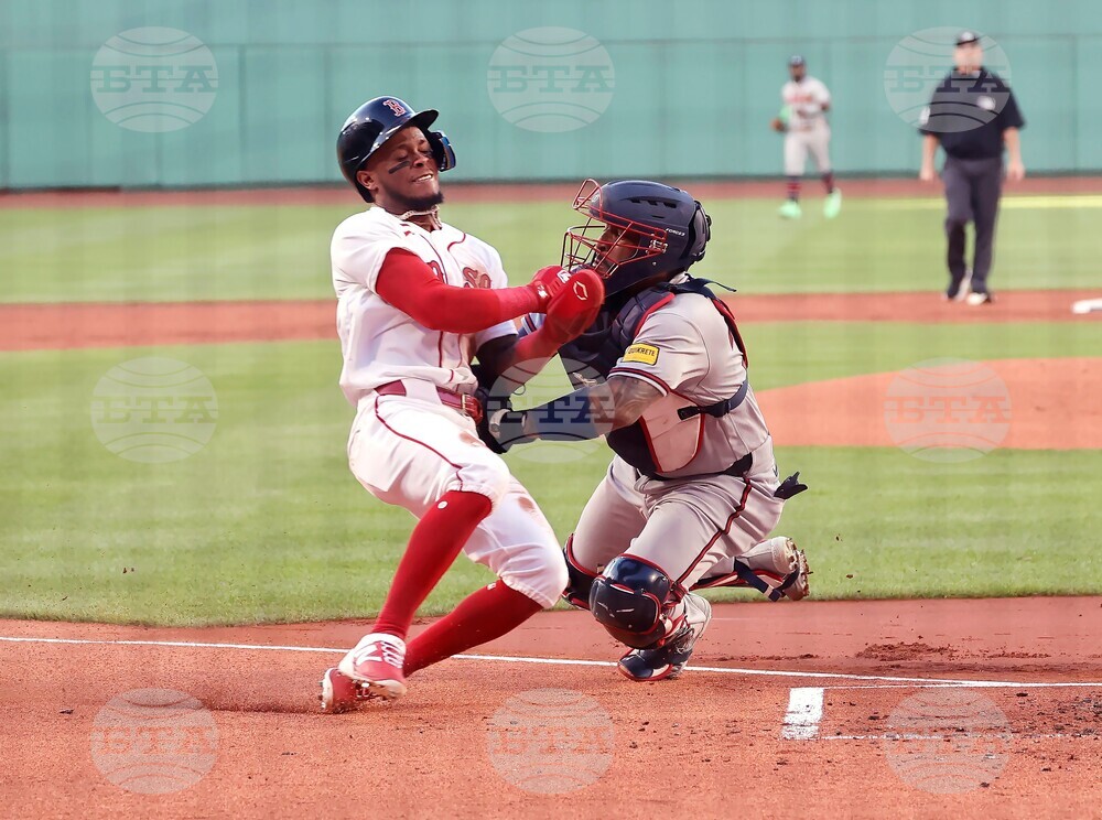 Braves Red Sox Baseball