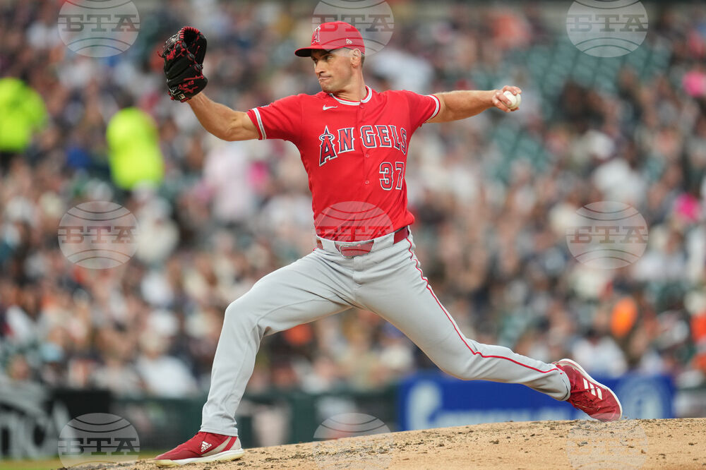 Angels Tigers Baseball
