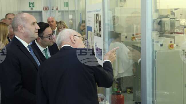 Prime Minister Radev Visits IMEC High-Tech Research Centre in Leuven