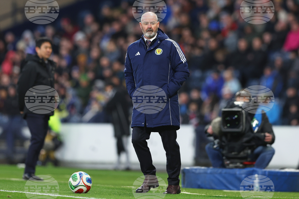Scotland-Clarke-Contract Soccer