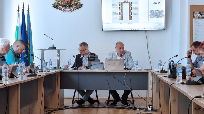 Ремонти на улици за 1,1 млн. евро да бъдат извършени с трансформация на целевата субсидия от държавата, решиха съветниците в Тунджа