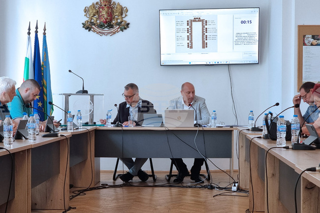 Ремонти на улици за 1,1 млн. евро да бъдат извършени с трансформация на целевата субсидия от държавата, решиха съветниците в Тунджа