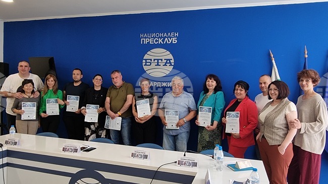 Влиянието на изкуствения интелект върху образованието, изкуството и културата обсъдиха на кръгла маса в Пазарджик