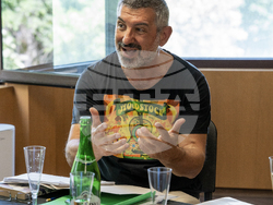 Театър „София“ поставя „Ужасните родители“ от Жан Кокто, снимка – театър „София“ / Николай Попов