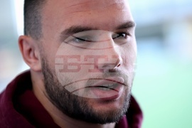 Летище София - борци - пристигане - Кирил Милов