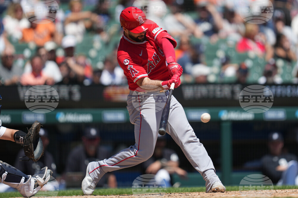 Angels Tigers Baseball