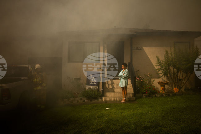 APTOPIX Structure Fire Los Angeles