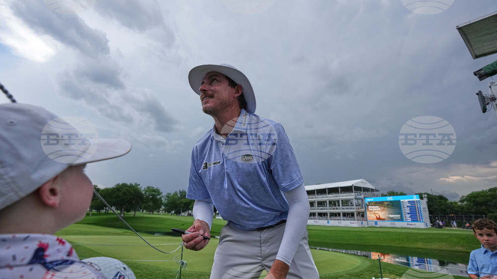 Colonial Golf