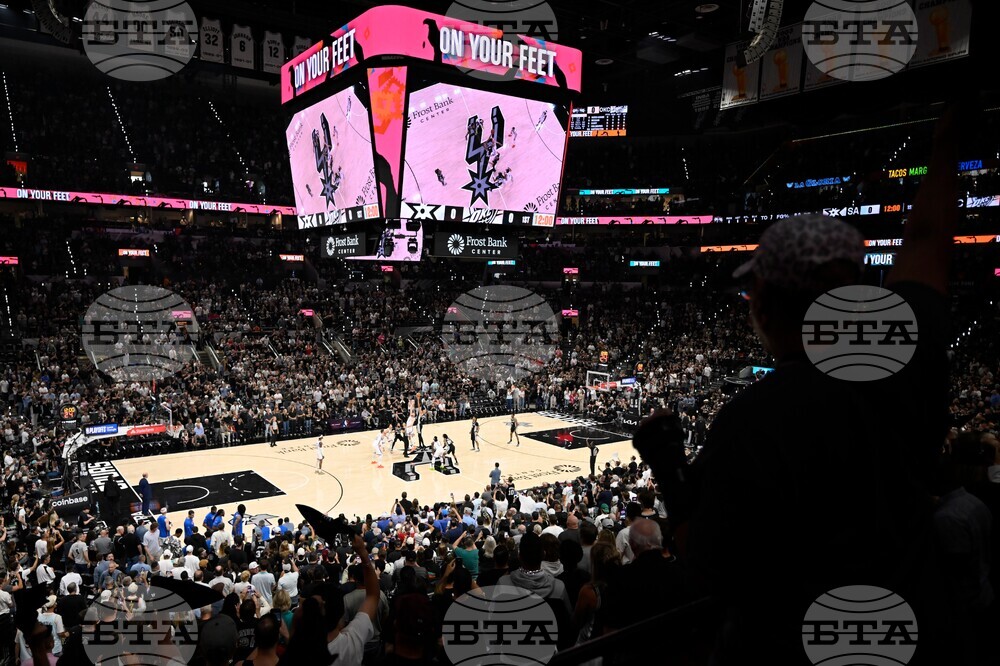 Thunder Spurs Basketball