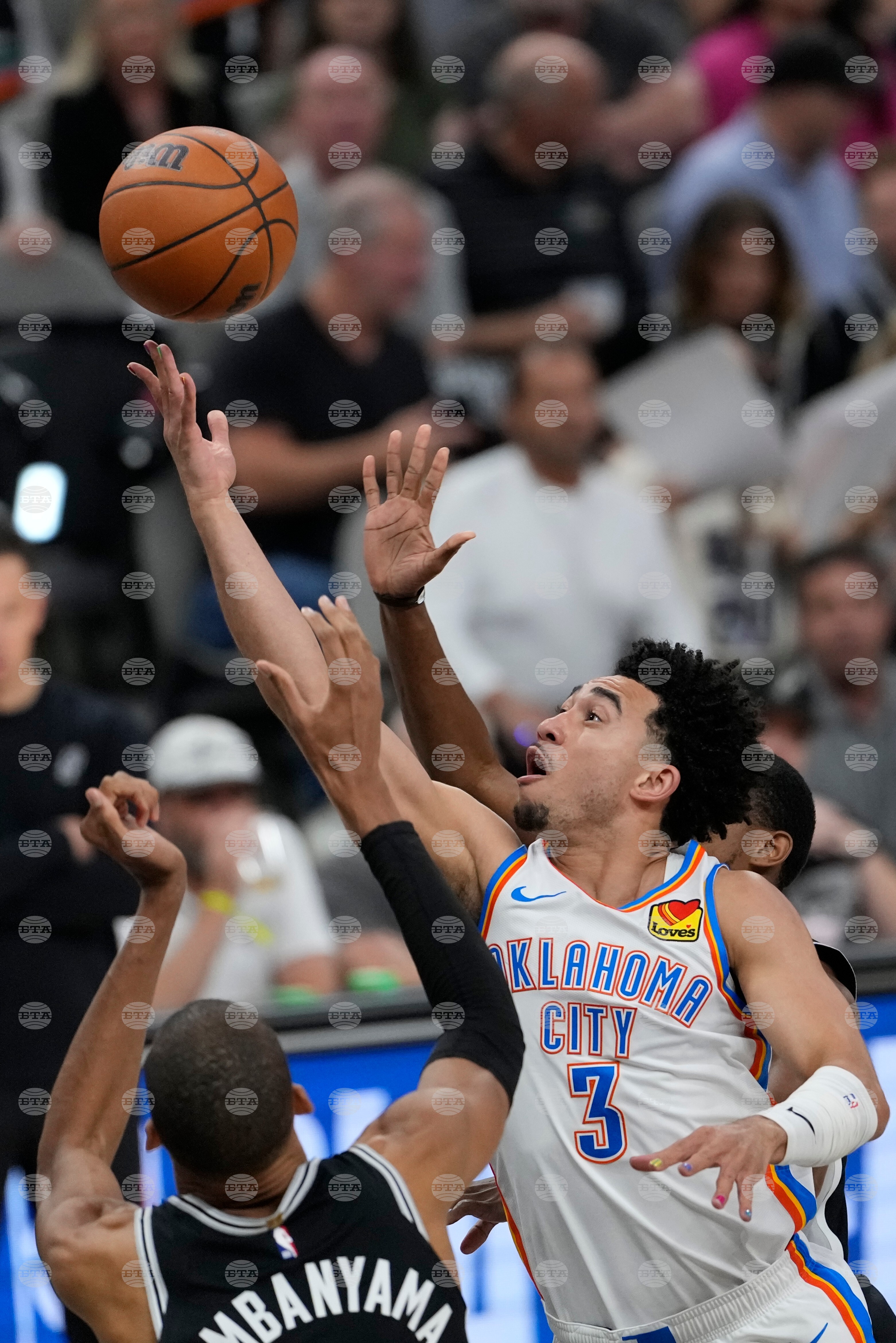 Thunder Spurs Basketball