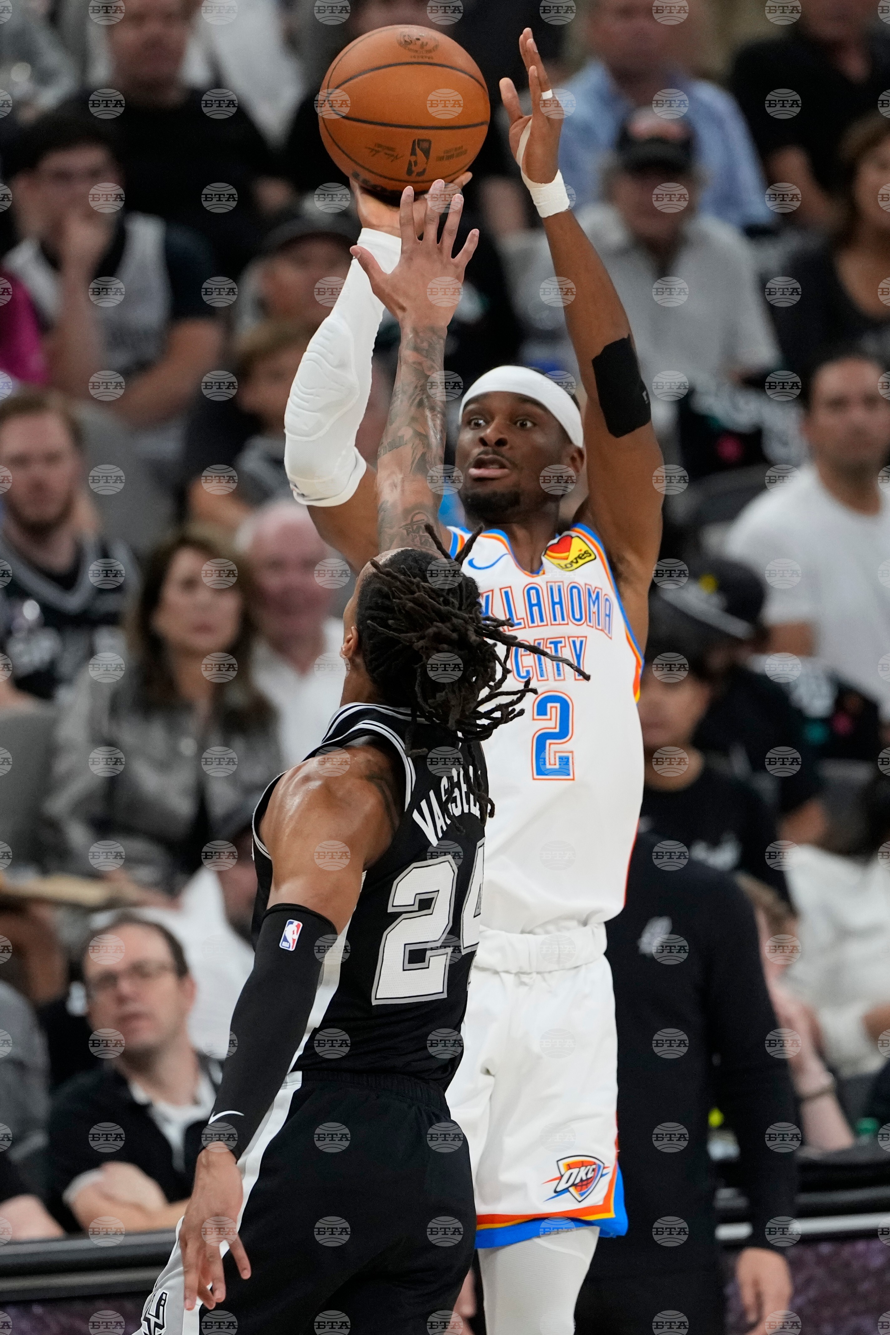 Thunder Spurs Basketball