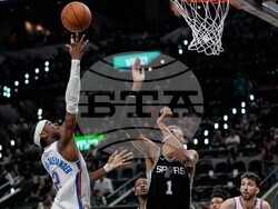 Thunder Spurs Basketball